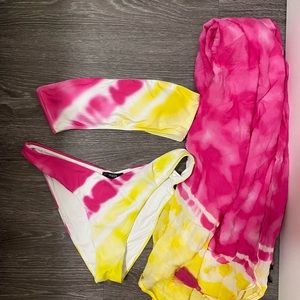 Aqua Swim Tequila Sunrise Bandeau Bikini Top & High-Leg V-Shaped Bikini Bottom